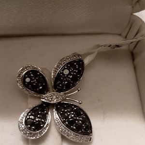 1.10 BLACK/ WHITE DIAMOND 10K WHITE GOLD BUTTERFLY CHARM